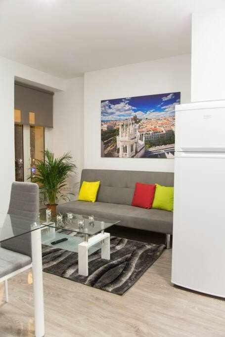 Comodo Y Agradable Estudio En Madrid Centro A3 Εξωτερικό φωτογραφία