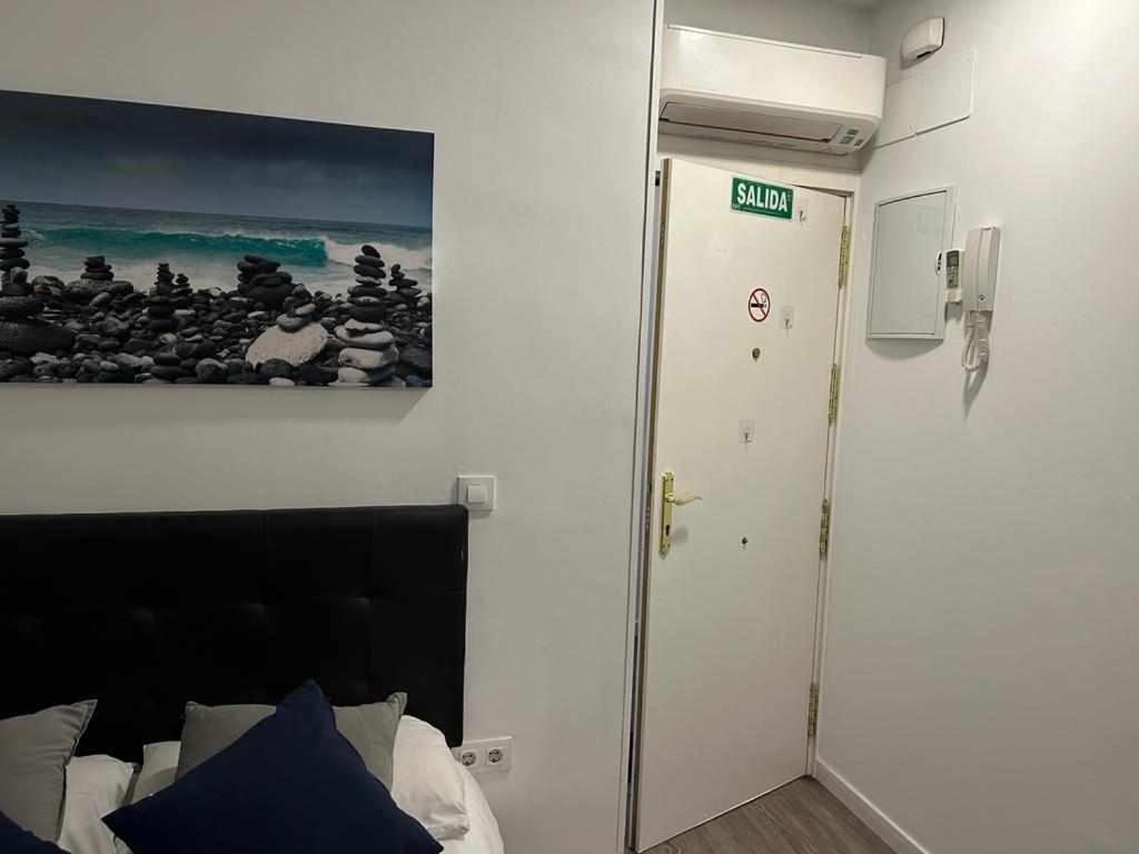 Comodo Y Agradable Estudio En Madrid Centro A3 Εξωτερικό φωτογραφία